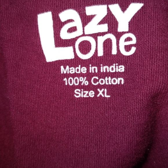 Snug as a pug tee shirt ๐ ๐ - Picture 6 of 6